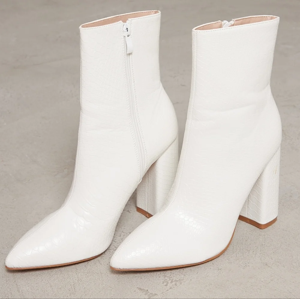 PrettyLittleThing White Faux Snakeskin Print‎ Ankle Boots